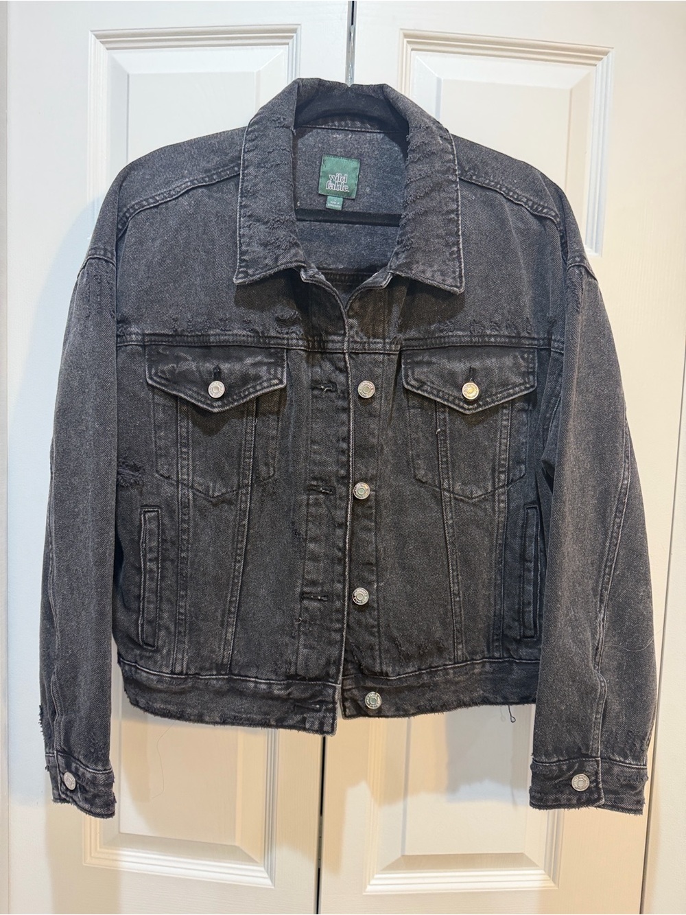 Wild Fable Distressed Black Jean Jacket Size Large